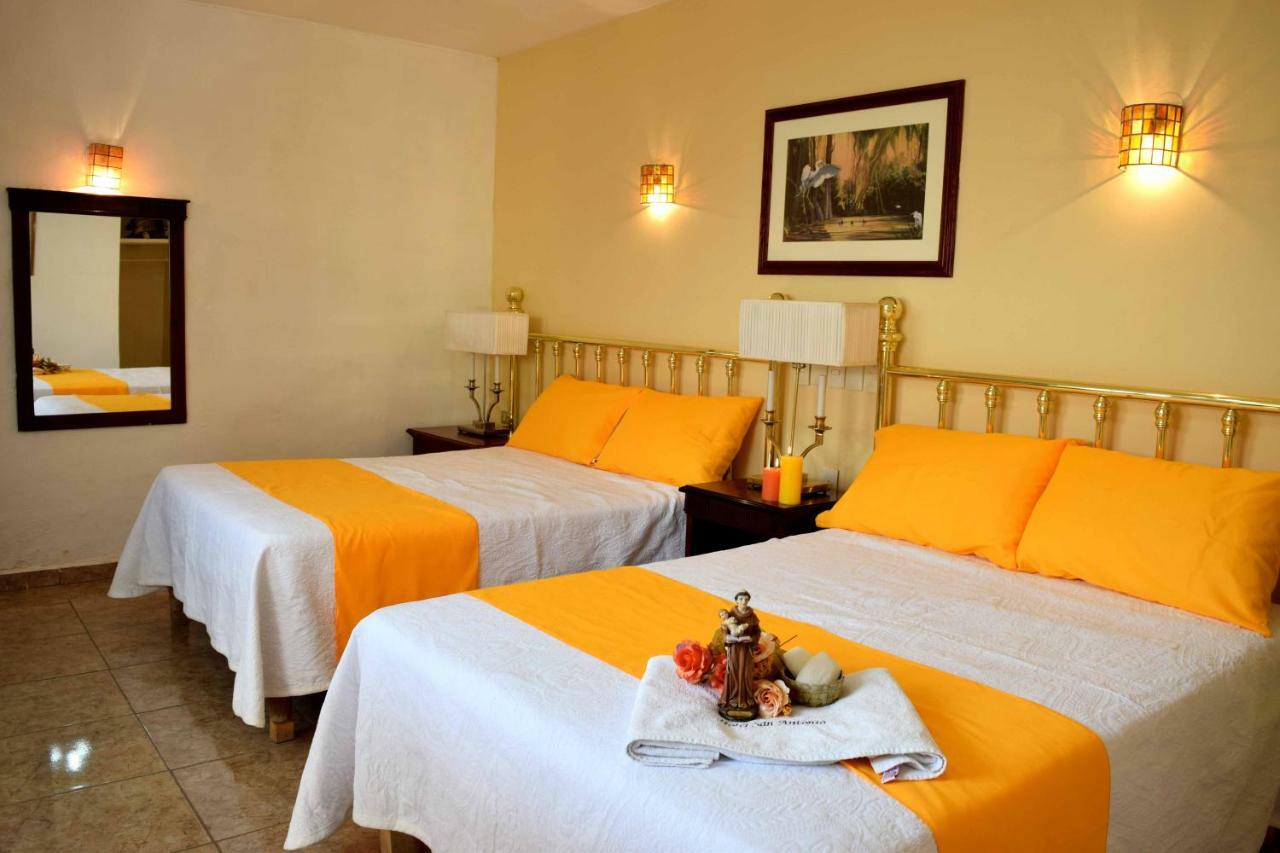 אגואסקליינטס Hotel San Antonio מראה חיצוני תמונה